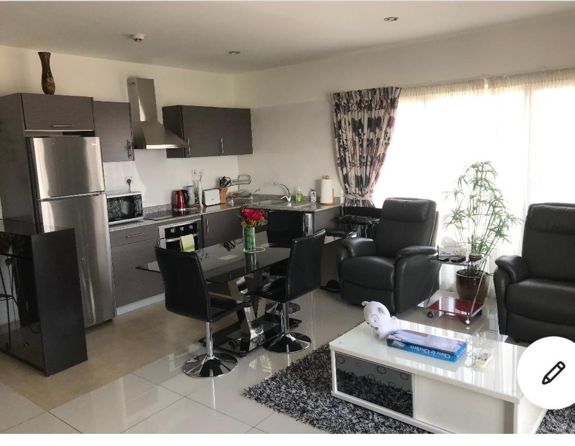 Gallery Apartments By Bestwest Hospitality Accra Ngoại thất bức ảnh